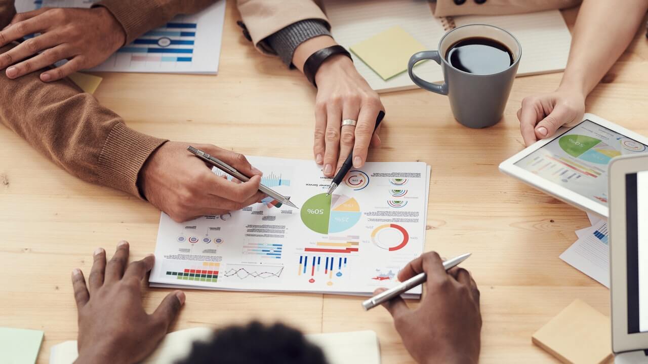 7 Recruiting Strategies for Hiring Great Employees